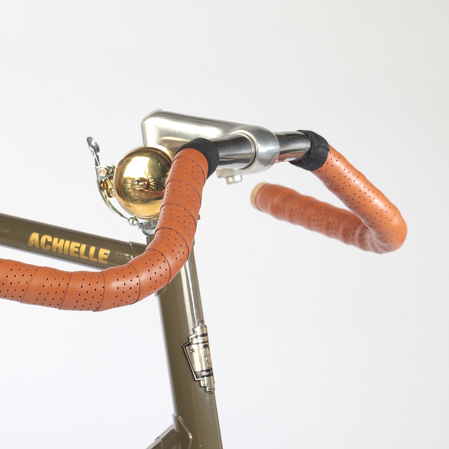 Achielle - Sam in various colors from 930.-