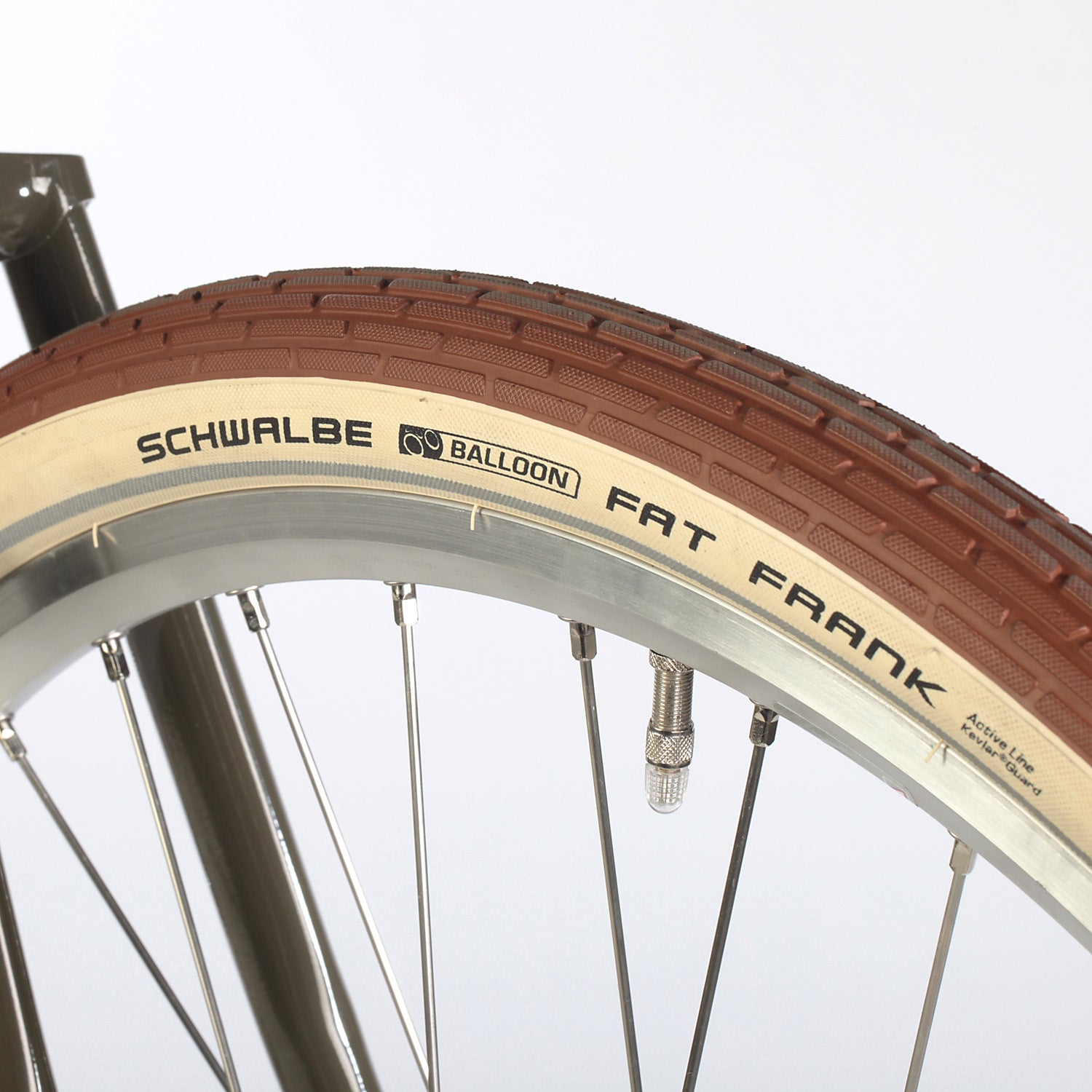 Achielle - Omer in various colors from 990.-