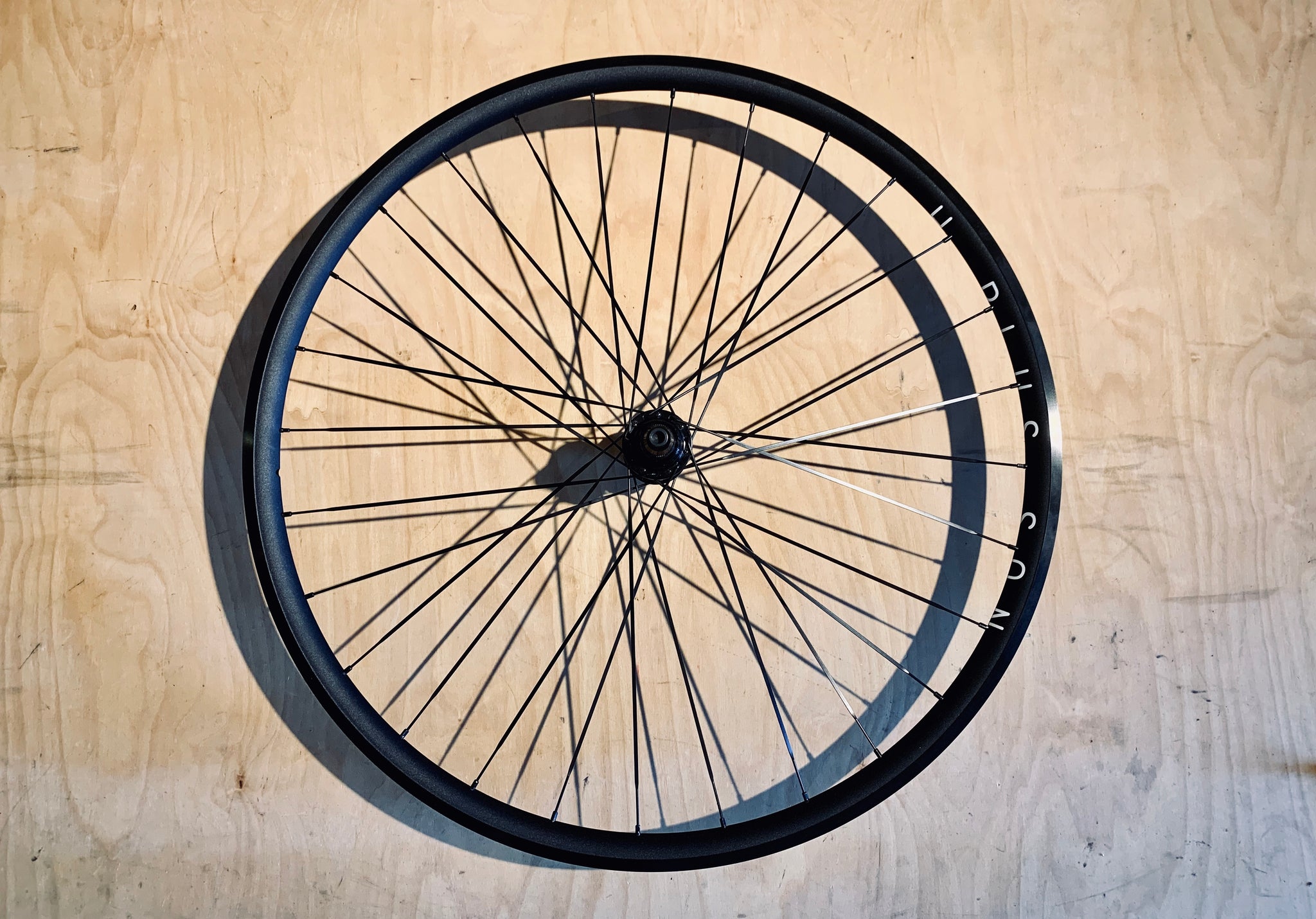 LWZ Custom VR Front Wheel - H+Son / BLB KING hubs / Aerospokes