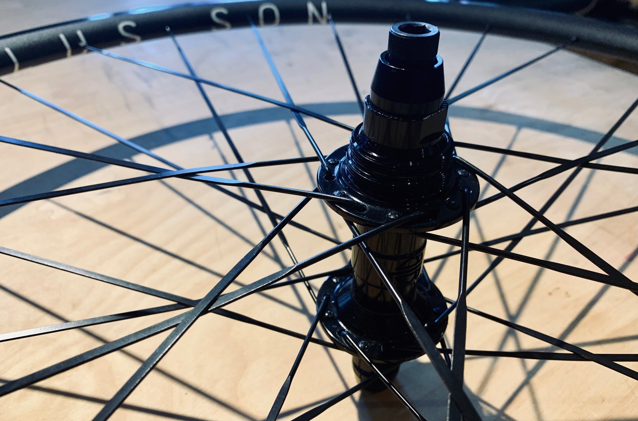 LWZ Custom VR Front Wheel - H+Son / BLB KING hubs / Aerospokes