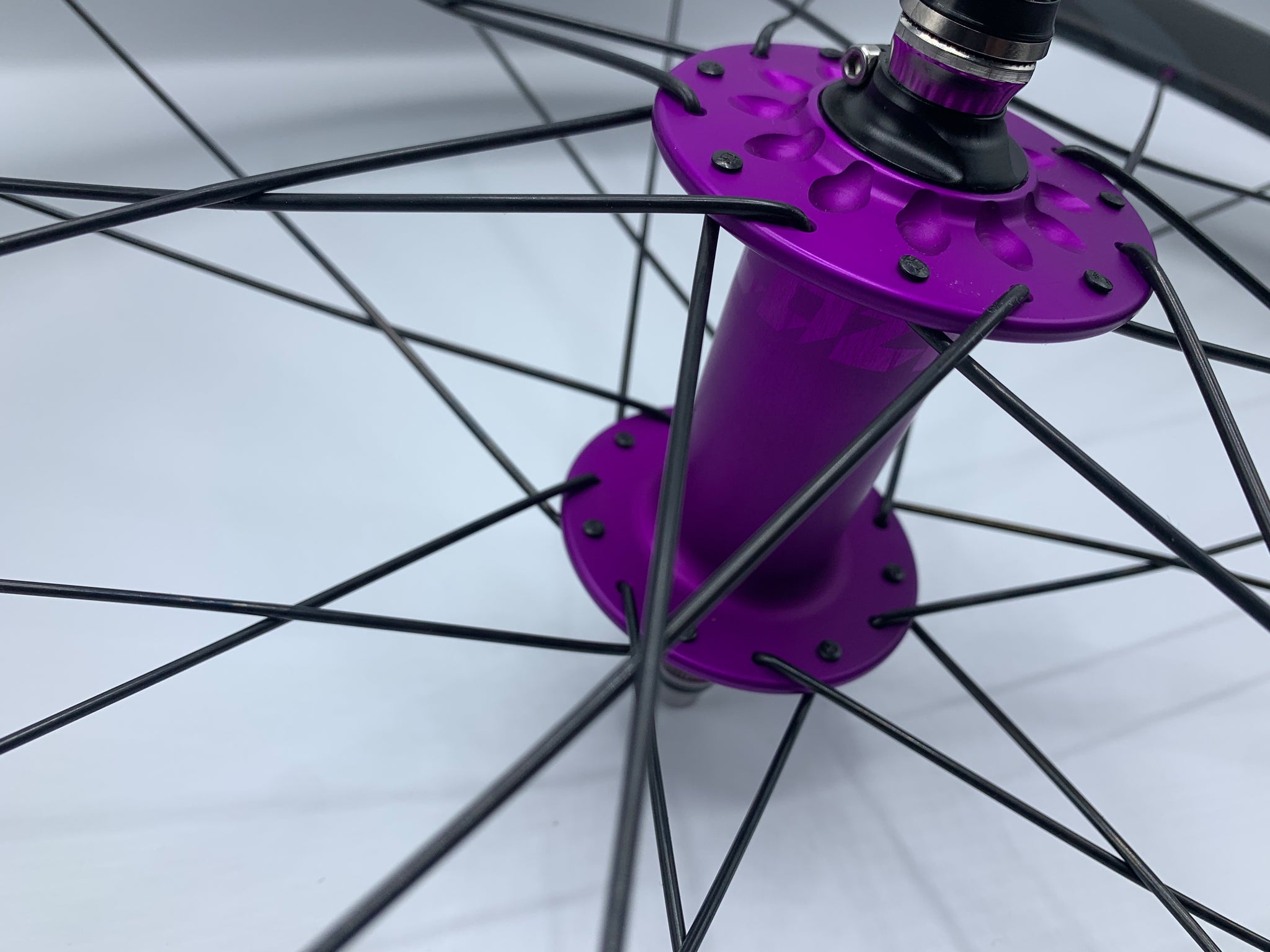 LWZ Custom Wheelset - Carbon 60mm