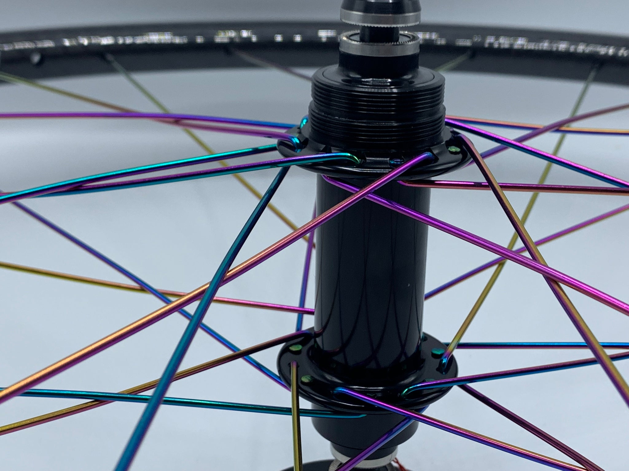 LWZ Custom Wheelset - Carbon 25mm