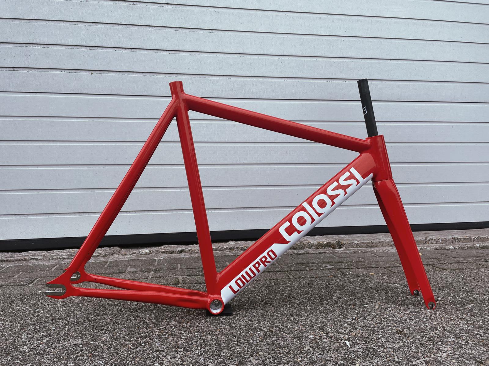 LOW PRO — COLOSSI